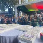 Momento do parabéns pelos 134 anos de Venâncio (Foto: Leonardo Pereira/Folha do Mate)