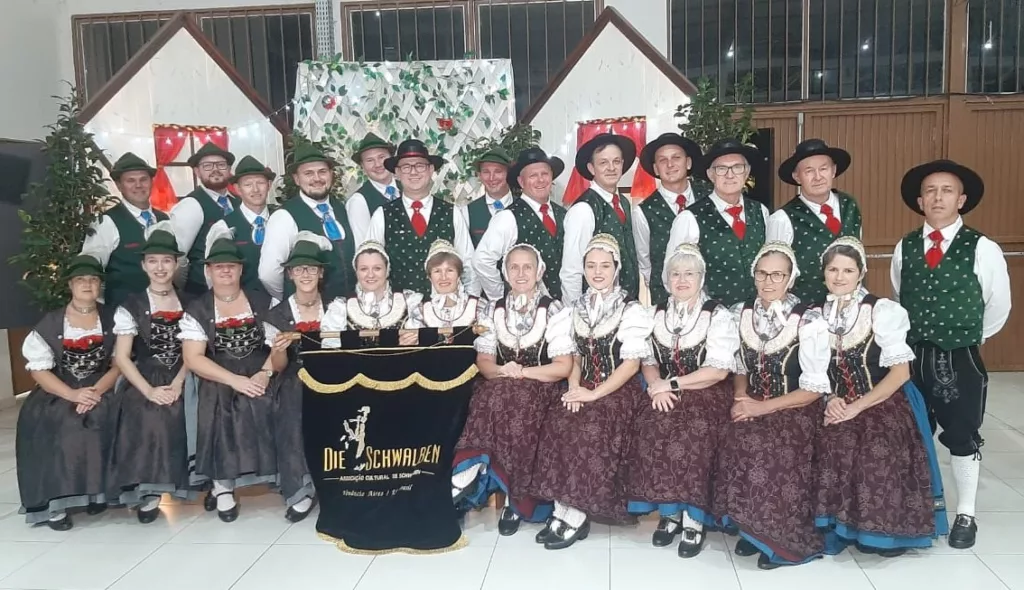 Grupo Die Schwalben tem 40 anos de história. (Foto: Divulgação)