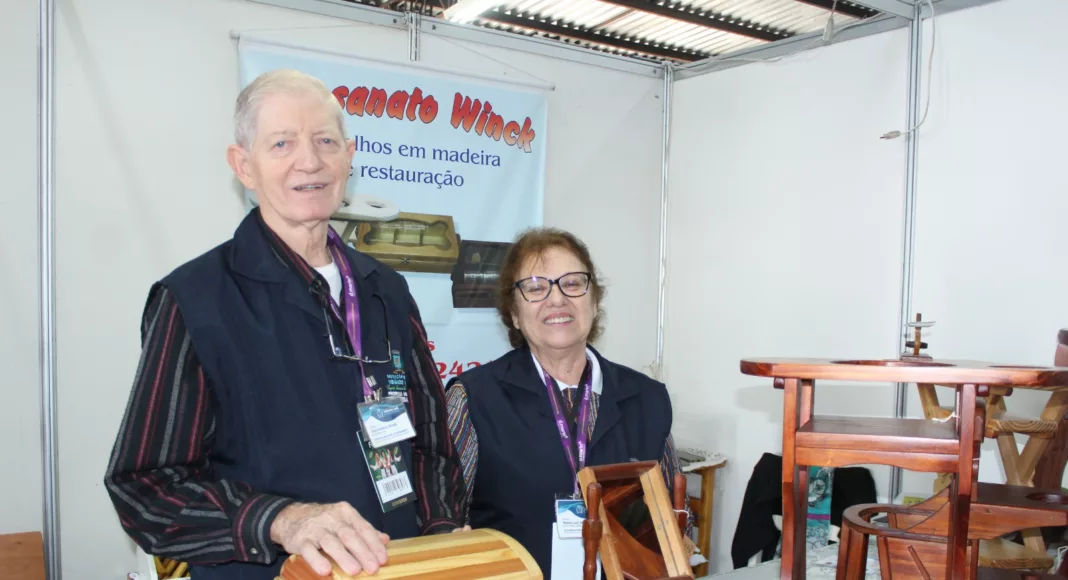 Casal Winck é pioneiro no artesanato (Foto: Caco Villanova)