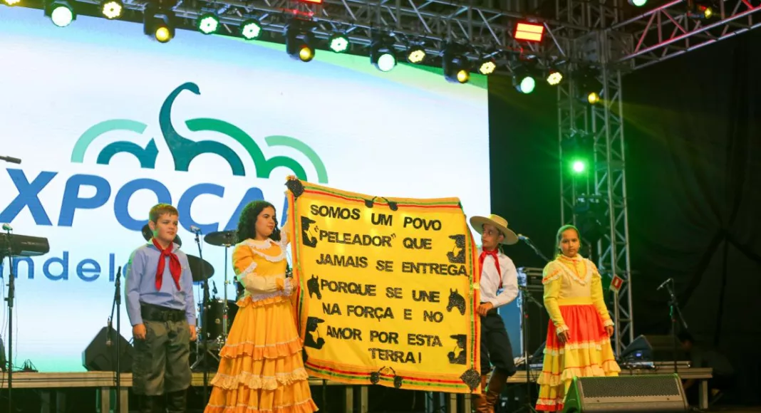 Um dos momentos da abertura da Expocande 2025. (Foto: Divulgação/Essence Produções)