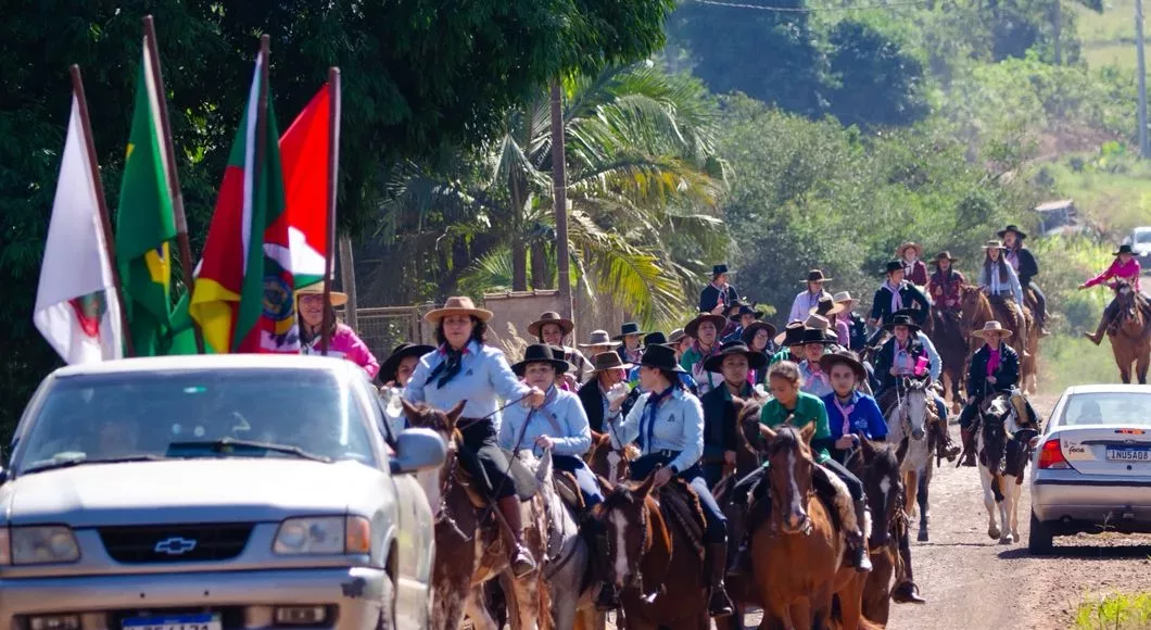 Cavalgada saiu de Lajeado e teve como ponto de chegada o Parque das Orquídeas, em Mato Leitão. (Foto: Divulgação/RS Fotografia) 